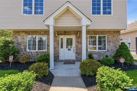 88 Avenue A Lodi NJ 07644