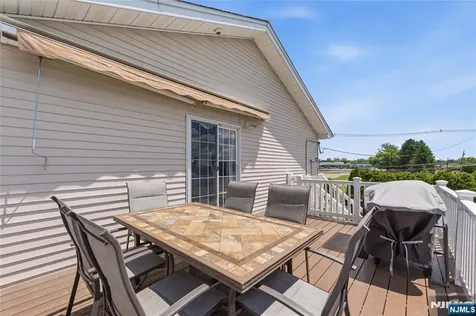 88 Avenue A Lodi NJ 07644