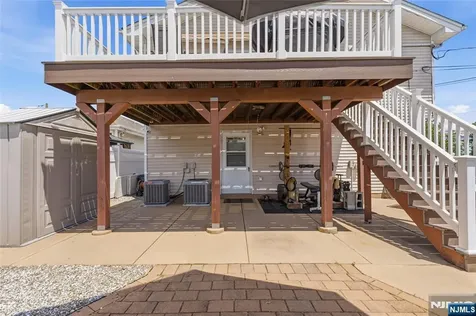 88 Avenue A Lodi NJ 07644