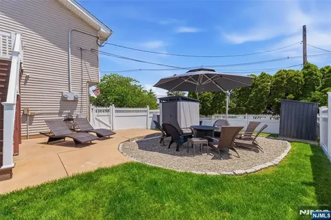 88 Avenue A Lodi NJ 07644