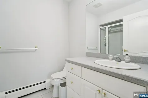 32 Laurie Drive Englewood Cliffs NJ 07632