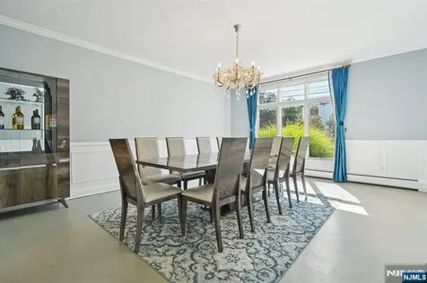 32 Laurie Drive Englewood Cliffs NJ 07632