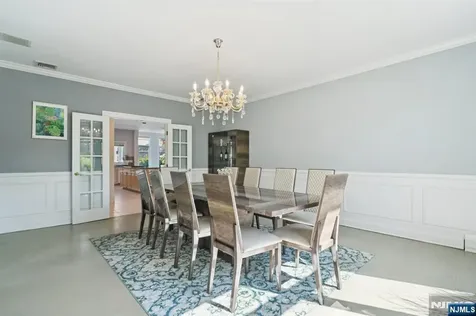 32 Laurie Drive Englewood Cliffs NJ 07632