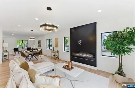95 Huron Avenue Clifton NJ 07013