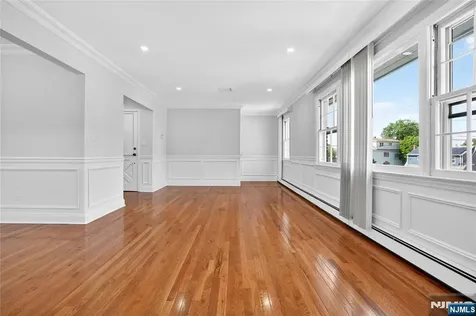 28 1st Street Wallington NJ 07057