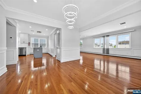 28 1st Street Wallington NJ 07057