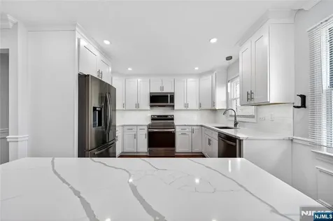 28 1st Street Wallington NJ 07057