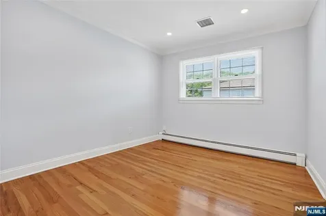 28 1st Street Wallington NJ 07057
