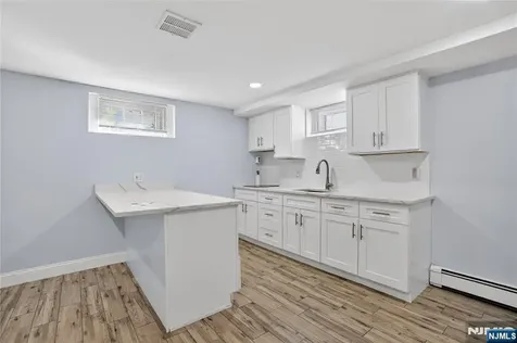 28 1st Street Wallington NJ 07057