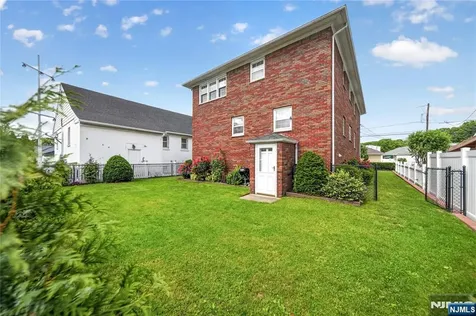 28 1st Street Wallington NJ 07057