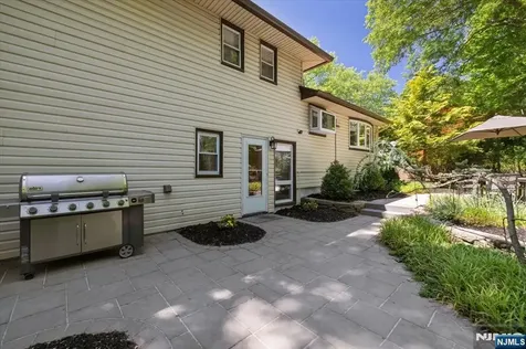 600 Sloat Place River Vale NJ 07675