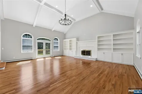 2 W Gate Road Saddle River NJ 07458