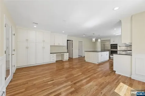 2 W Gate Road Saddle River NJ 07458