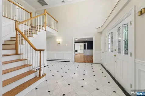 2 W Gate Road Saddle River NJ 07458