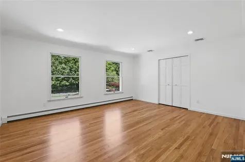 2 W Gate Road Saddle River NJ 07458