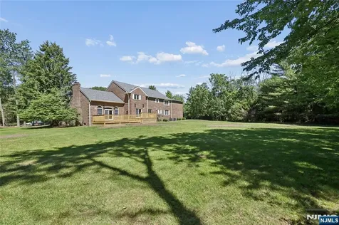 2 W Gate Road Saddle River NJ 07458