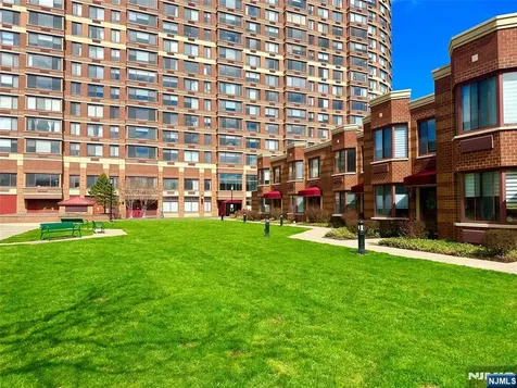 100 Old Palisade Road Fort Lee NJ 07024