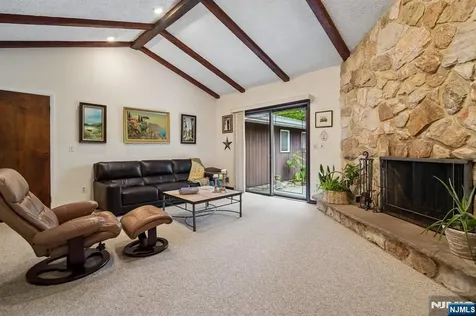 107 Arverne Road West Orange NJ 07052