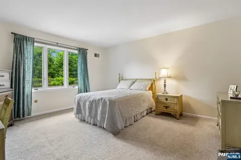 107 Arverne Road West Orange NJ 07052