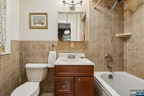 107 Arverne Road West Orange NJ 07052