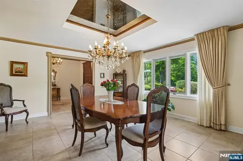 107 Arverne Road West Orange NJ 07052