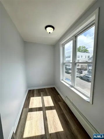 195 22nd Street Irvington NJ 07111