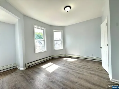 195 22nd Street Irvington NJ 07111