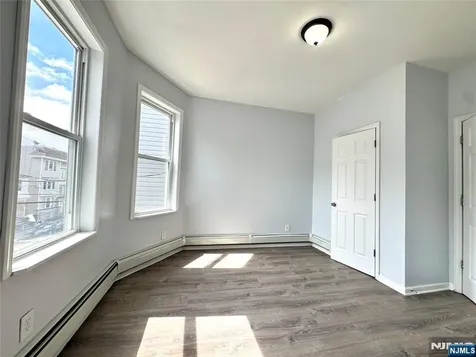 195 22nd Street Irvington NJ 07111