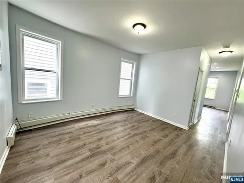195 22nd Street Irvington NJ 07111