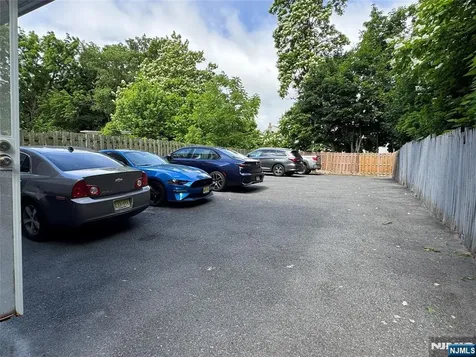195 22nd Street Irvington NJ 07111