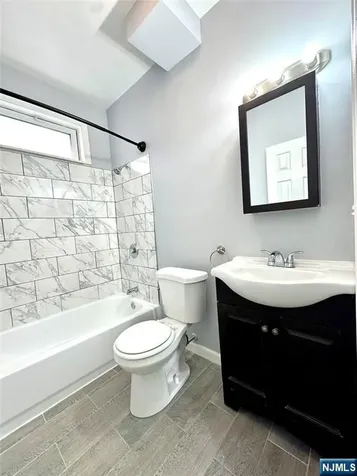 195 22nd Street Irvington NJ 07111