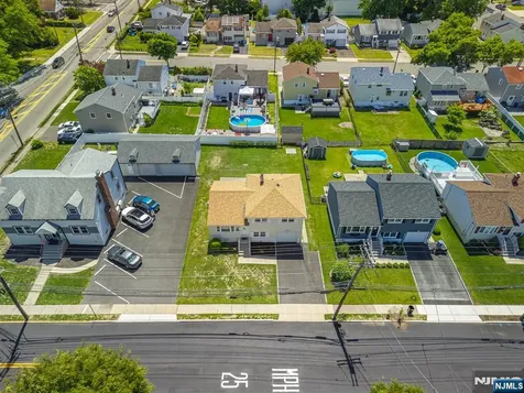 112 Berdan Street Rochelle Park NJ 07662