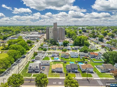 112 Berdan Street Rochelle Park NJ 07662