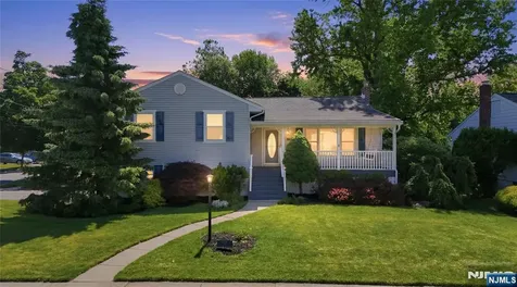 164 Gordon Court Oradell NJ 07649
