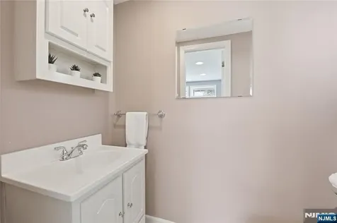 164 Gordon Court Oradell NJ 07649