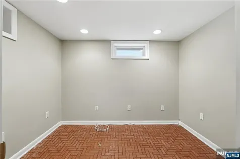 164 Gordon Court Oradell NJ 07649