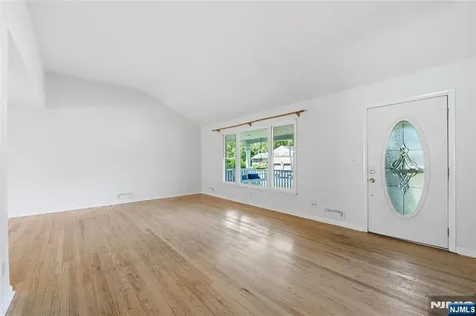 164 Gordon Court Oradell NJ 07649