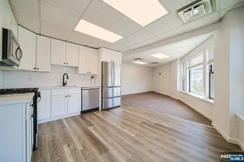 1 Columbia Avenue Palisades Park NJ 07650
