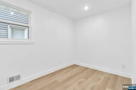 36 Melrose Avenue North Arlington NJ 07031