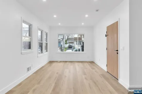 36 Melrose Avenue North Arlington NJ 07031