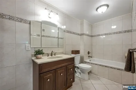 57 Peach Hill Court Ramsey NJ 07446