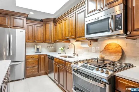 57 Peach Hill Court Ramsey NJ 07446