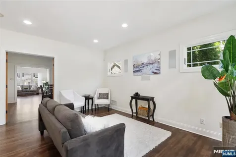 13 Glenview Road North Caldwell NJ 07006