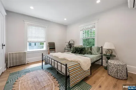 34 Washington Place Ridgewood NJ 07450