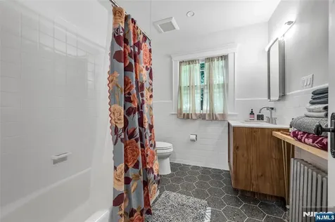 34 Washington Place Ridgewood NJ 07450