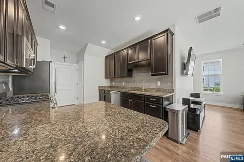 411 Parkview Lane Rockaway Township NJ 07866
