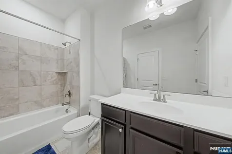 411 Parkview Lane Rockaway Township NJ 07866
