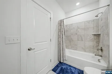 411 Parkview Lane Rockaway Township NJ 07866
