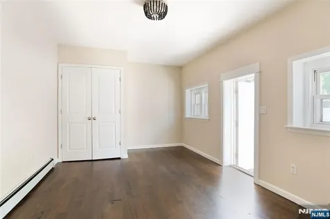 285 Orchard Terrace Bogota NJ 07603