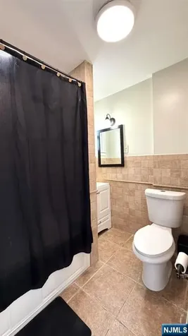 49 Orange Avenue Elmwood Park NJ 07407